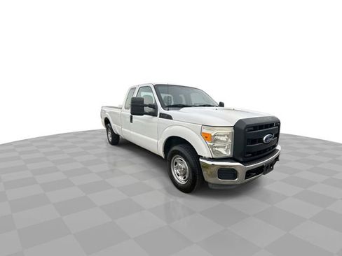 Used 2011 Ford F250 XL w/ XL Value Pkg RWD image 2