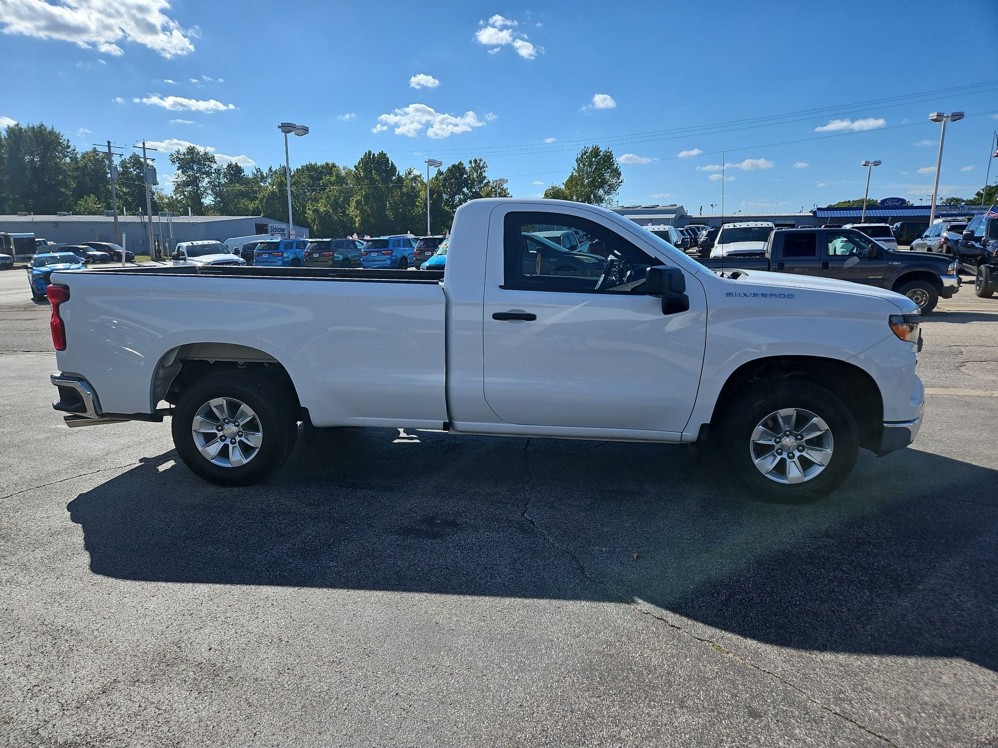 Used 2022 Chevrolet Silverado 1500 W/T RWD image 1