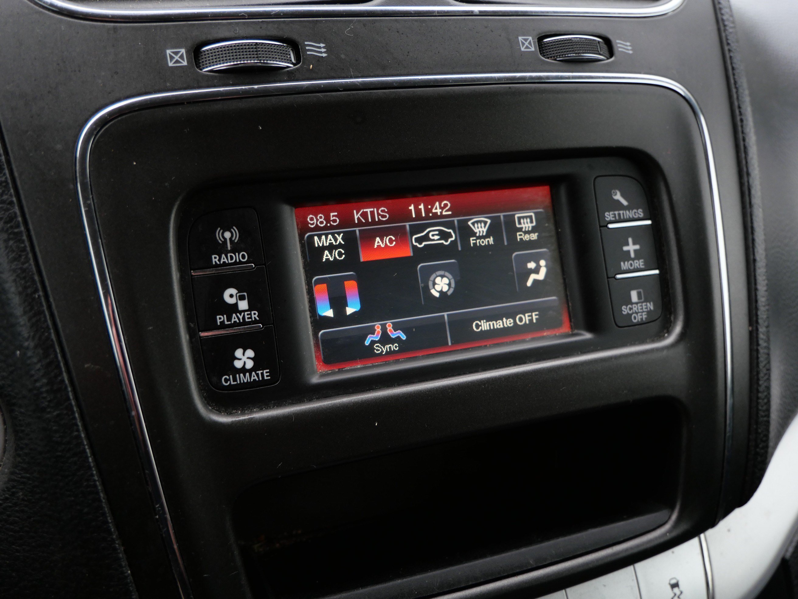 Used 2017 Dodge Journey SE FWD image 27