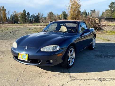 Used 2001 MAZDA MX-5 Miata image 5
