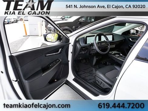 Certified 2024 Kia EV6 Light RWD image 37