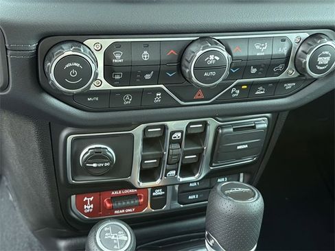 New 2026 Jeep Gladiator Mojave image 27