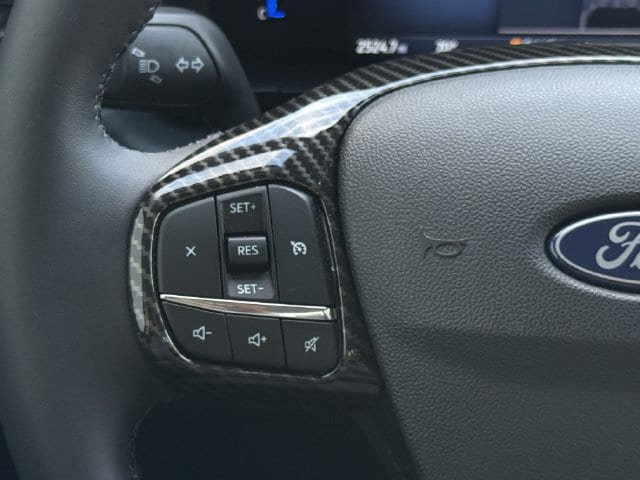 Used 2025 Ford Maverick XLT w/ XLT Luxury Package AWD/4WD image 12