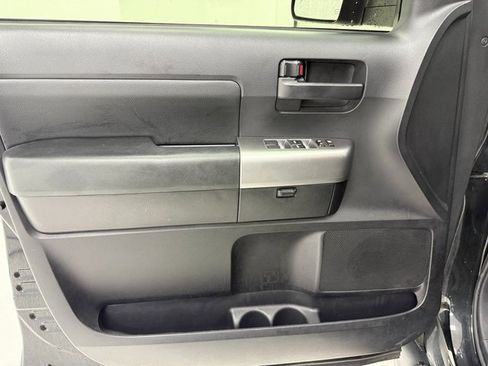 Used 2021 Toyota Sequoia TRD Sport image 29