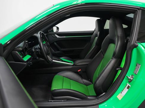 Certified 2022 Porsche 911 Turbo S AWD/4WD image 58