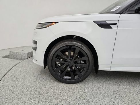 New 2026 Land Rover Range Rover Sport Dynamic SE AWD/4WD image 29