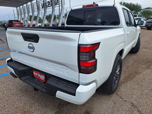 New 2026 Nissan Frontier SV RWD image 7
