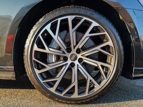 Used 2023 Audi A8 L 3.0T w/ Comfort Plus Package image 15