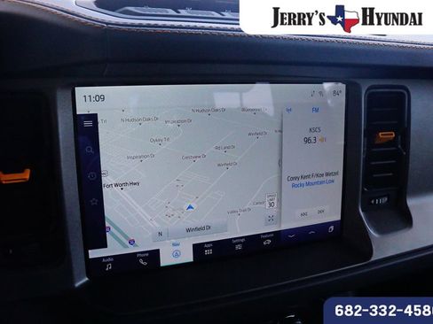 Used 2024 Ford Bronco Badlands AWD/4WD image 12