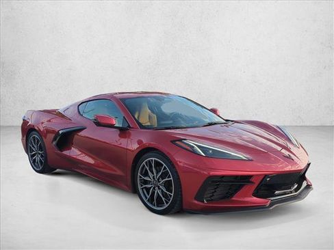 Used 2025 Chevrolet Corvette Stingray Preferred Cpe w/ 2LT RWD image 3