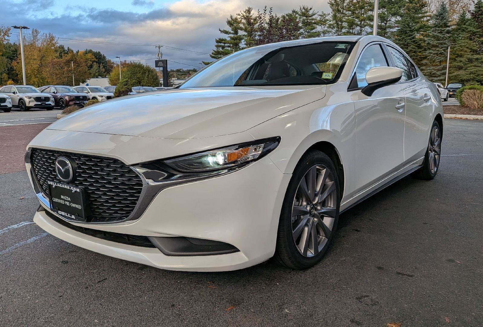 Certified 2023 MAZDA MAZDA3 s FWD image 4