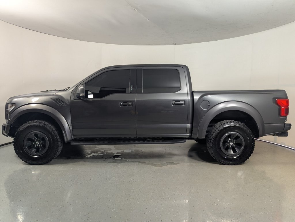 Used 2018 Ford F150 Raptor w/ Equipment Group 802A Luxury AWD/4WD image 4