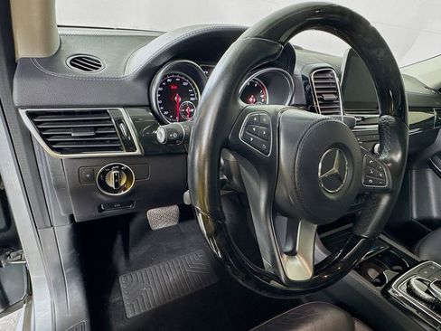 Used 2018 Mercedes-Benz GLS 550 4MATIC image 11