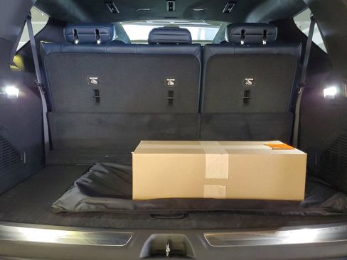 New 2026 Cadillac Escalade IQL Luxury image 7