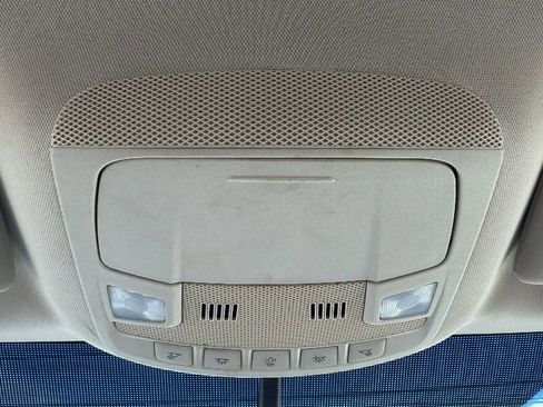 Used 2016 Ford Edge Titanium w/ Technology Package image 21