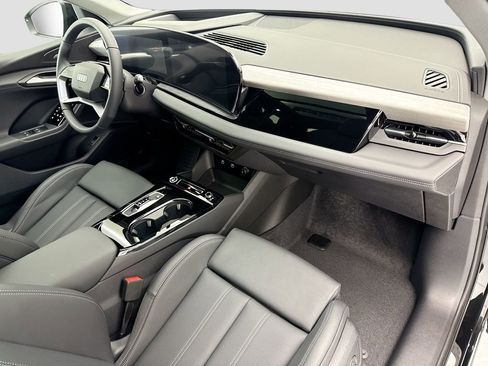New 2025 Audi Q6 e-tron Premium Plus image 17