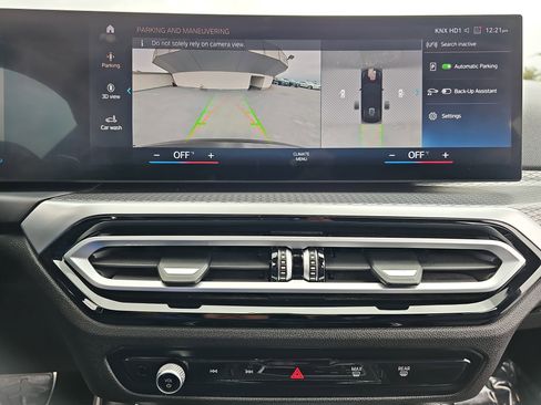 Used 2023 BMW 330i Sedan w/ M Sport Package image 23