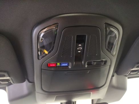 Used 2024 Subaru Outback Wilderness AWD/4WD image 32