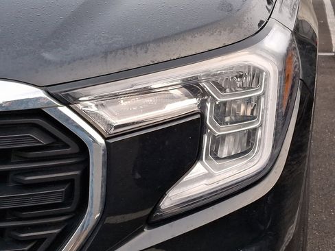 Certified 2022 GMC Terrain SLE w/ Driver Convenience Package image 7