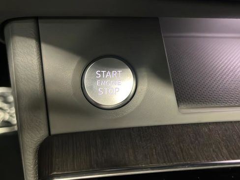 Used 2024 Audi Q5 2.0T Premium w/ Convenience Package image 15