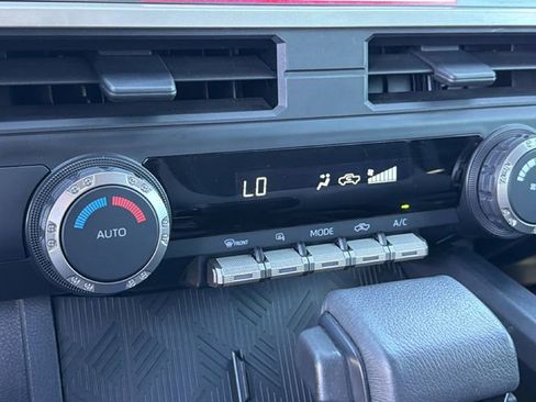 Used 2024 Toyota Tacoma TRD Sport image 14