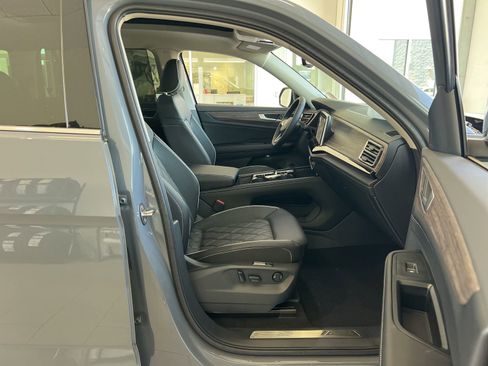 New 2026 Volkswagen Atlas SEL Premium R-Line AWD/4WD image 38