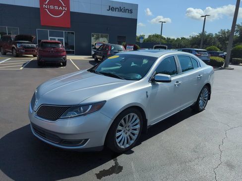 Used 2013 Lincoln MKS FWD image 14