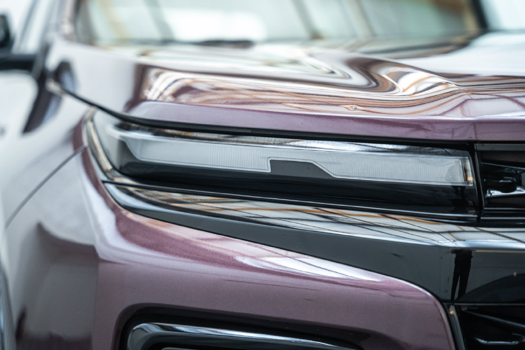 Used 2024 Chevrolet Traverse RS FWD image 16