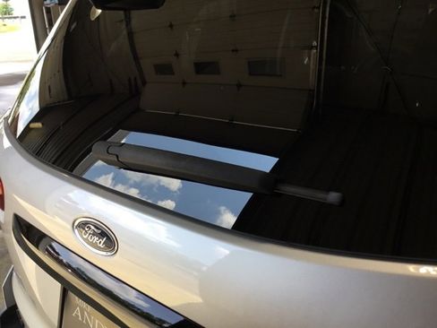 Used 2021 Ford EcoSport SES image 19