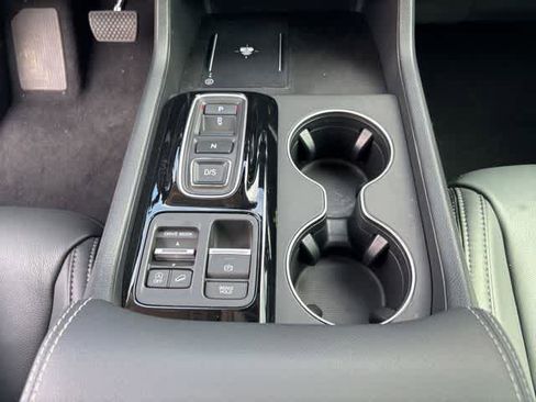 Used 2025 Honda Pilot EX-L image 17