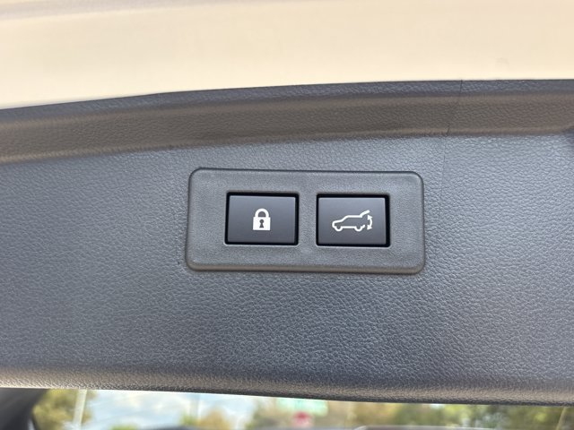 Used 2024 Subaru Outback Touring XT AWD/4WD image 9