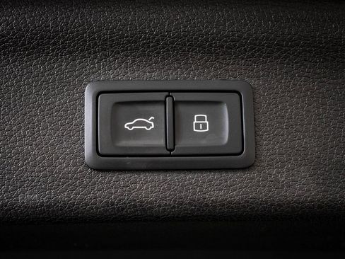 Used 2022 Audi Q3 2.0T Premium Plus image 23