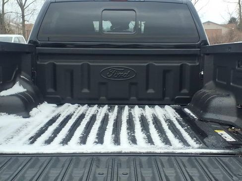 Used 2024 Ford Ranger XLT w/ Equipment Group 301A High image 9