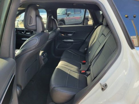 Used 2024 Mercedes-Benz GLC 300 w/ Winter Package image 24