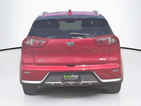 Used 2018 Kia Niro EX FWD image 7