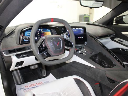 Used 2023 Chevrolet Corvette Stingray Premium Conv image 17