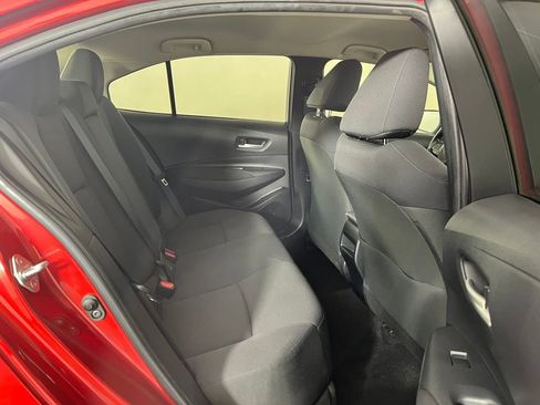 Used 2021 Toyota Corolla LE w/ Carpet Mat Package (TMS) image 15