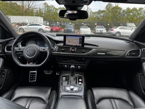 Used 2018 Audi S6 Prestige w/ Prestige Package image 35