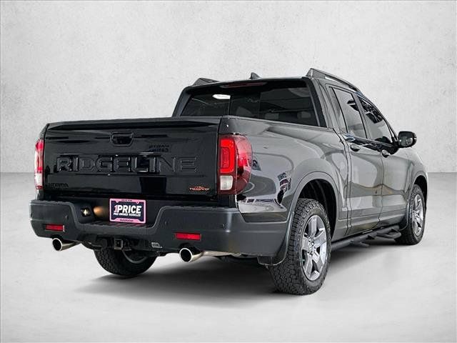 Used 2024 Honda Ridgeline TrailSport image 2