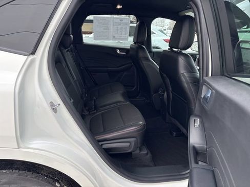 Certified 2024 Ford Escape ST-Line Elite image 6