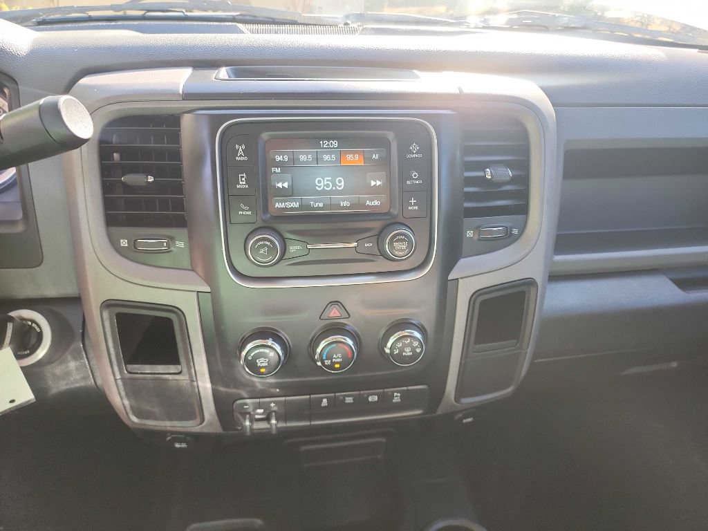 Used 2016 RAM 2500 Tradesman w/ Chrome Appearance Group AWD/4WD image 26