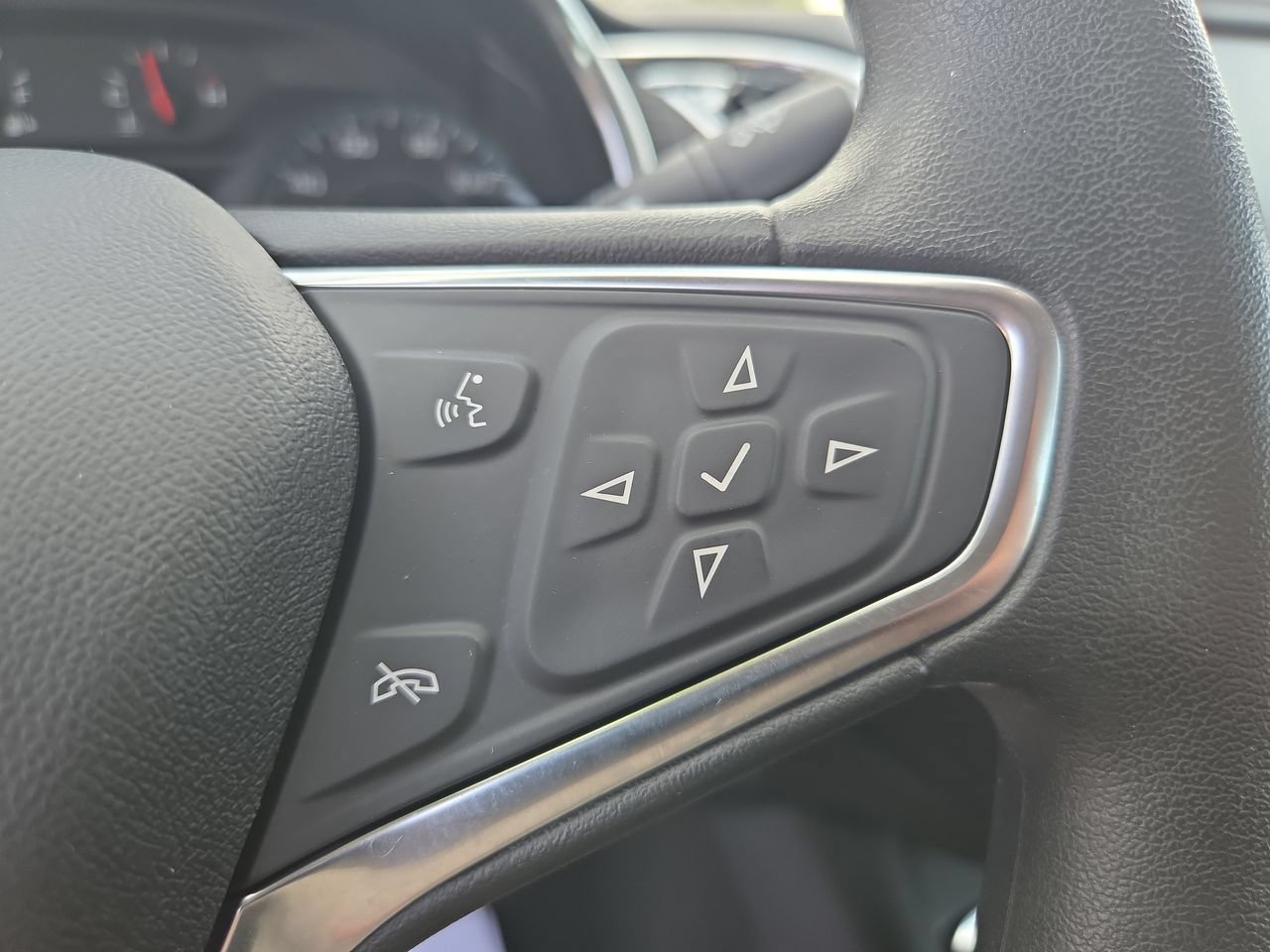 Used 2018 Chevrolet Malibu LT FWD image 23