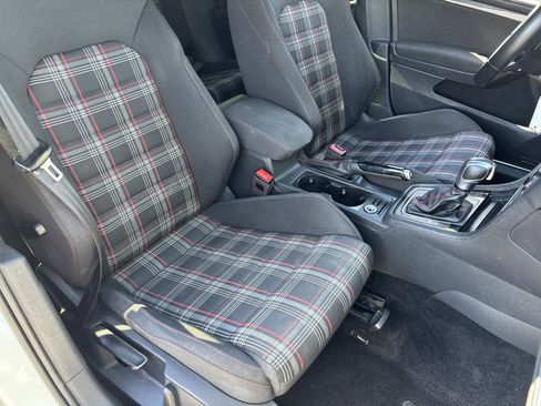 Used 2020 Volkswagen GTI S image 8