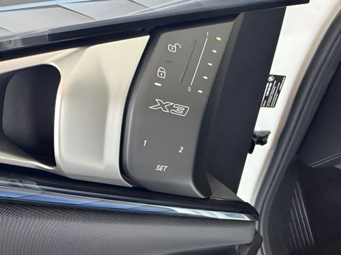 Used 2026 BMW X3 xDrive30 w/ Premium Package image 16