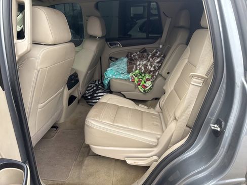 Used 2018 GMC Yukon Denali image 29