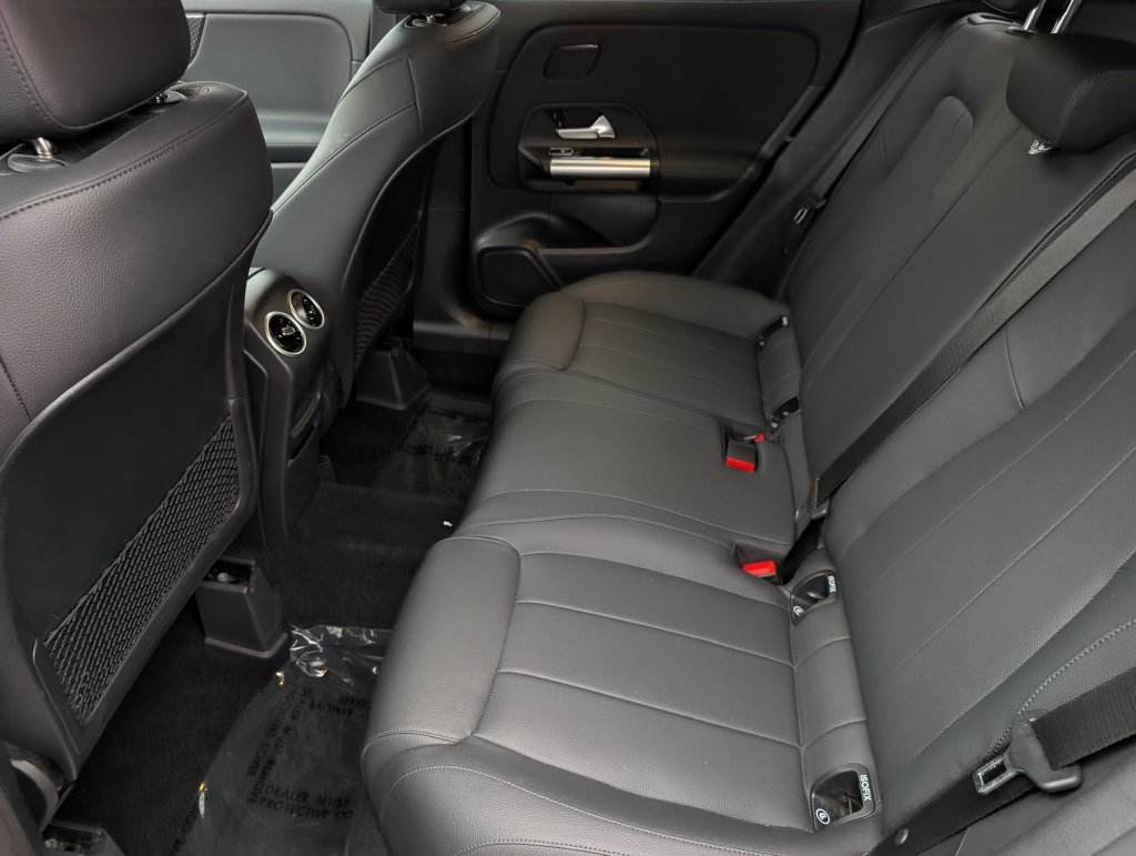Used 2026 Mercedes-Benz GLA 250 4MATIC image 29