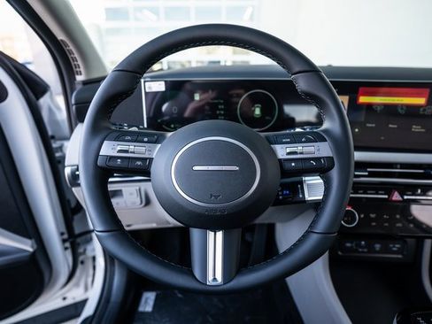 New 2026 Hyundai Tucson SEL image 18