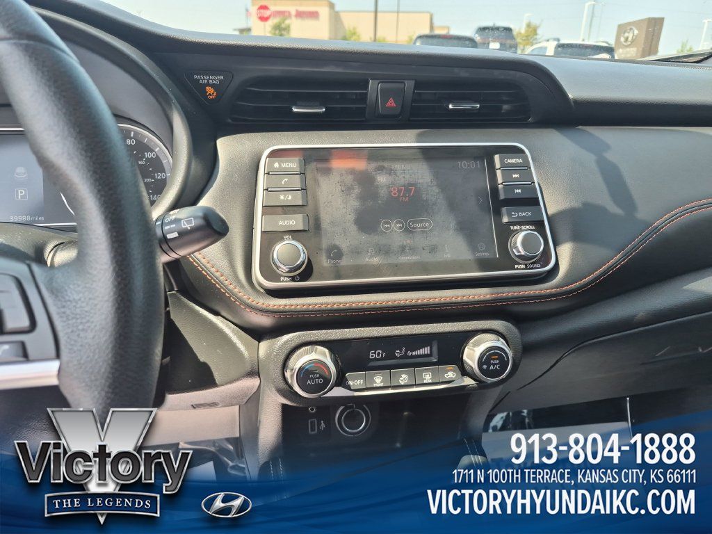 Used 2019 Nissan Kicks SR FWD image 17