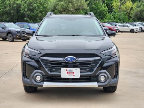 Certified 2025 Subaru Outback Limited AWD/4WD image 2