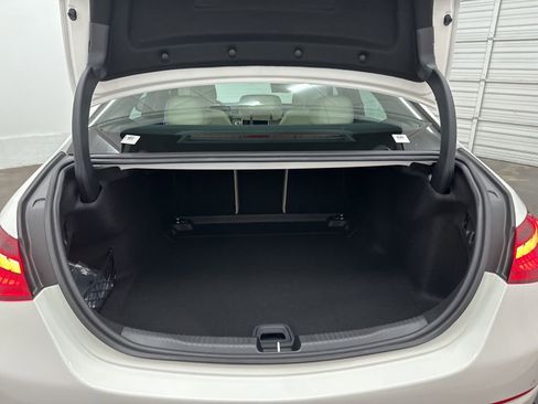 Used 2025 Mercedes-Benz C 300 Sedan image 24